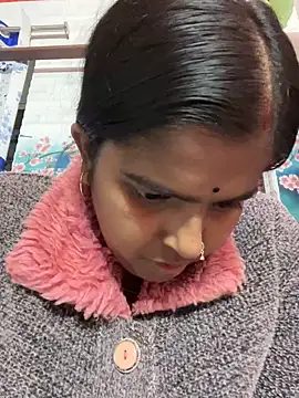 Beauty-queen online show from 02/14/25, 10:59