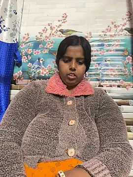 Beauty-queen online show from 02/19/25, 10:01