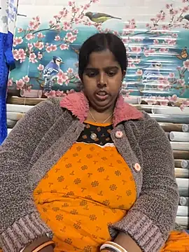 Beauty-queen online show from 02/19/25, 03:27