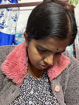 Beauty-queen online show from 02/21/25, 11:01