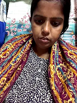 Beauty-queen online show from 11/15/25, 10:23