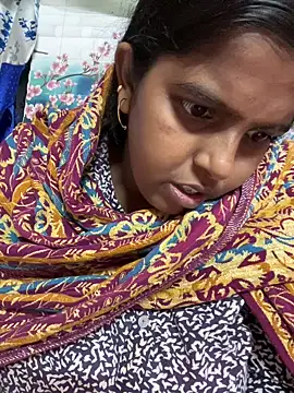 Beauty-queen online show from 12/14/25, 10:42