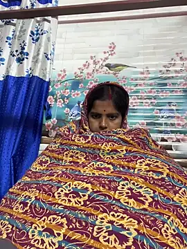 Snapshot of Beauty-queen chatting on 01/16/26, 01:48 Beauty-queen online show from 01/16/26, 01:48