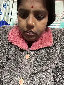 Snapshot of Beauty-queen chatting on 01/19/26, 10:08 Beauty-queen online show from 01/19/26, 10:08