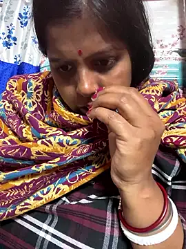 Snapshot of Beauty-queen chatting on 02/10/26, 03:16 Beauty-queen online show from 02/10/26, 03:16