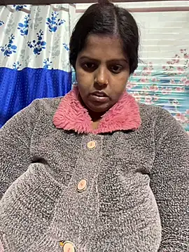 Snapshot of Beauty-queen chatting on 02/15/26, 01:52 Beauty-queen online show from 02/15/26, 01:52