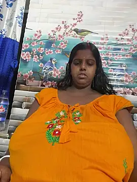 Beauty-queen online show from 04/26/26, 12:14