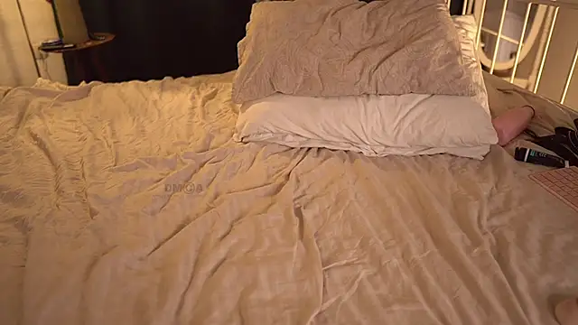 Snapshot of ifuckingtoy_ chatting on 03/13/25, 04:45 ifuckingtoy online show from 03/13/25, 04:45