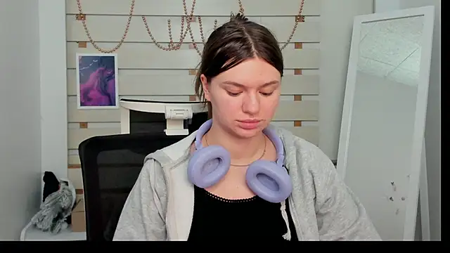 Josephine Kiss online show from 01/27/25, 10:06