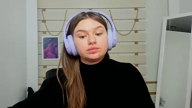 Josephine Kiss online show from 02/07/25, 11:34