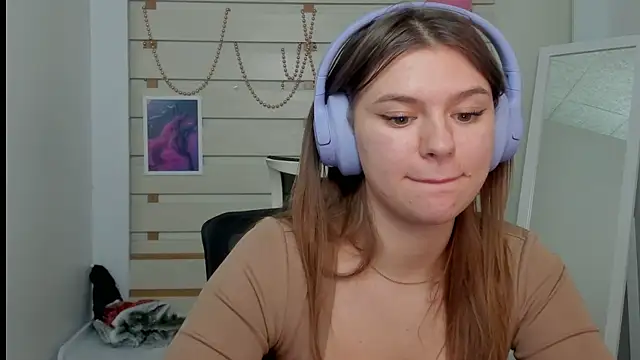 Josephine Kiss online show from 02/19/25, 04:33