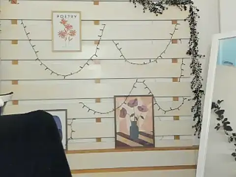 Josephine Kiss online show from 11/21/25, 12:59