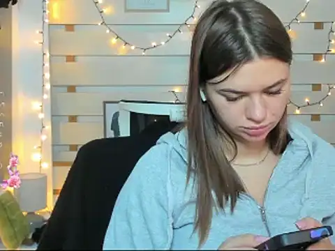 Josephine Kiss online show from 11/29/25, 01:36