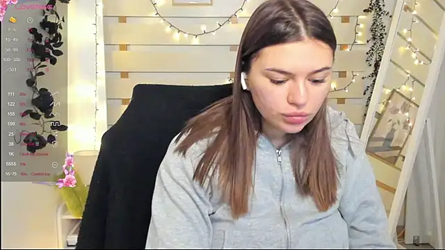 Josephine Kiss online show from 01/09/26, 12:52