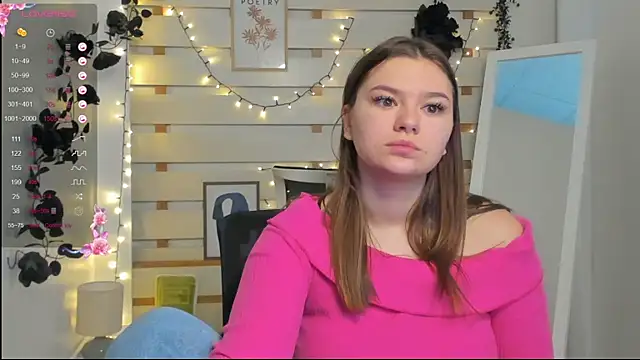 Josephine Kiss online show from 03/10/26, 07:13