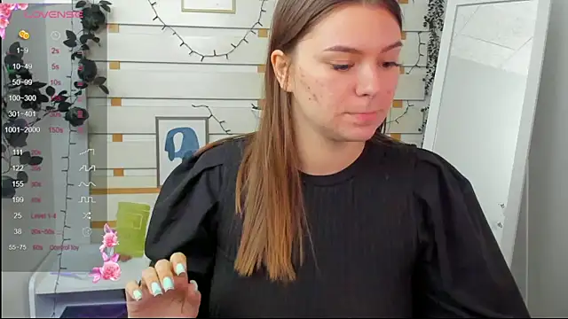 Josephine Kiss online show from 03/26/26, 01:17