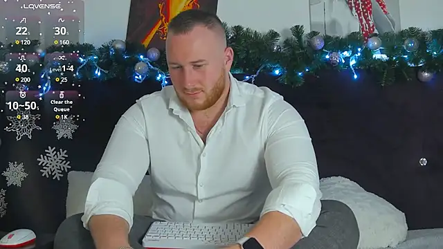 Snapshot of RoddyStill chatting on 12/19/24, 08:13 RoddyStill online show from 12/19/24, 08:13