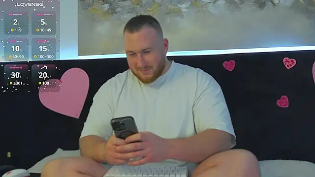 Snapshot of RoddyStill chatting on 02/06/25, 08:29 RoddyStill online show from 02/06/25, 08:29