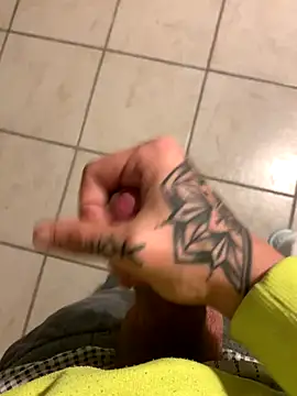 YoungDick25 online show from 11/20/25, 09:58