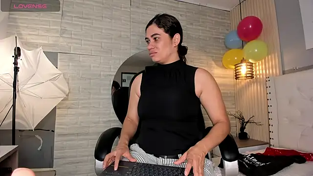 sussy  stone online show from 05/15/26, 12:01