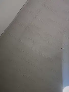 Lorraine Leon online show from 02/27/25, 09:36