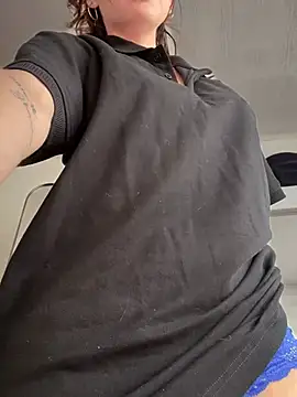 Lorraine Leon online show from 03/21/25, 08:29