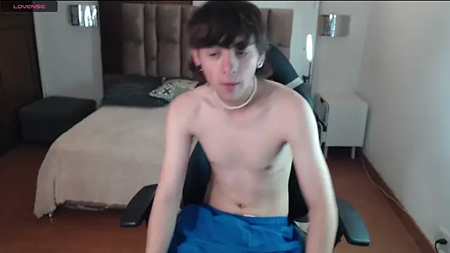 Snapshot of Ashboy_1 chatting on 05/29/26, 12:58 Ashboy 1 online show from 05/29/26, 12:58