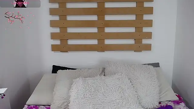 Tifanny Sweett online show from 01/27/25, 09:44