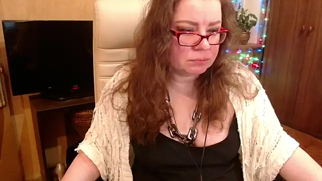 Snapshot of Miss_Tress chatting on 03/14/25, 07:01 Miss Tress online show from 03/14/25, 07:01