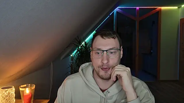 Snapshot of Relsxboy chatting on 01/10/25, 07:54 Relsxboy online show from 01/10/25, 07:54