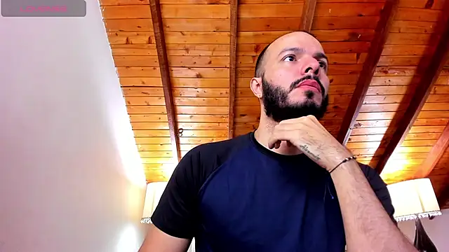 Tom Bailey online show from 11/24/25, 12:38