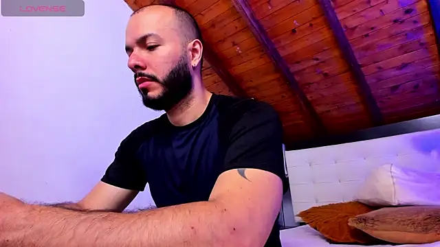 Tom Bailey online show from 03/05/26, 12:45