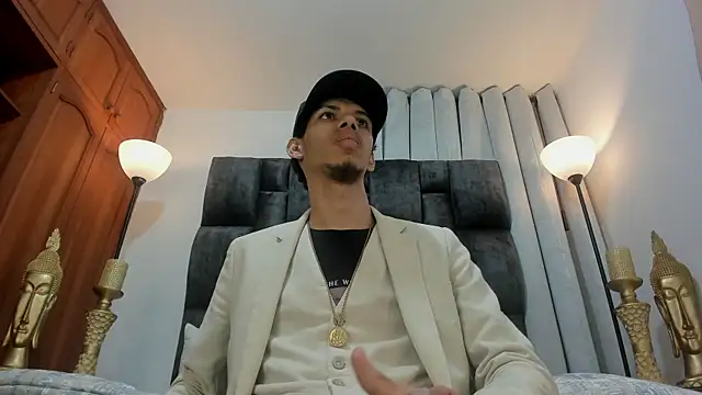 Snapshot of TomyMosterCock chatting on 12/29/24, 02:06 TomyMosterCock online show from 12/29/24, 02:06