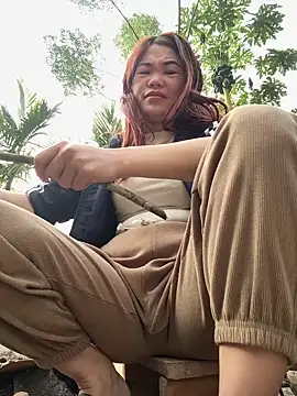 Emily 9xx online show from 12/22/24, 02:17