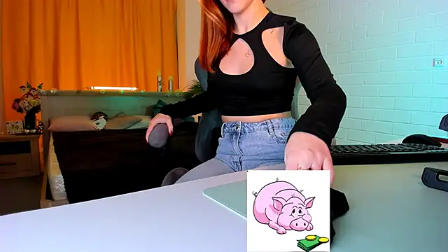 Snapshot of LolaLemona chatting on 12/21/24, 03:31 LolaLemona online show from 12/21/24, 03:31