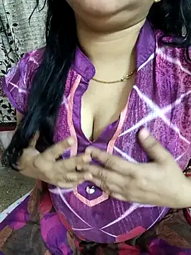 cuteyqueen online show from 04/06/26, 02:53