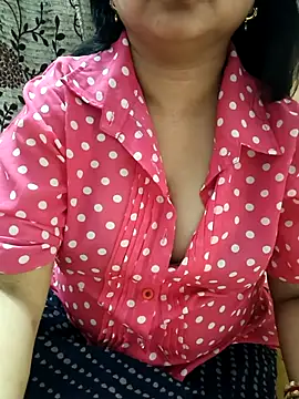 cuteyqueen online show from 04/19/26, 10:03