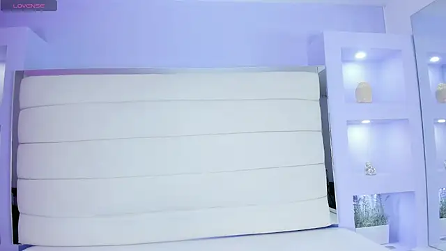 JessyEvans online show from 02/11/25, 07:38