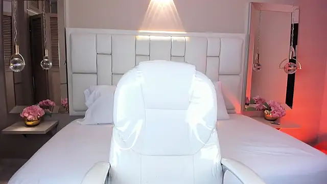 JessyEvans online show from 12/05/25, 07:54