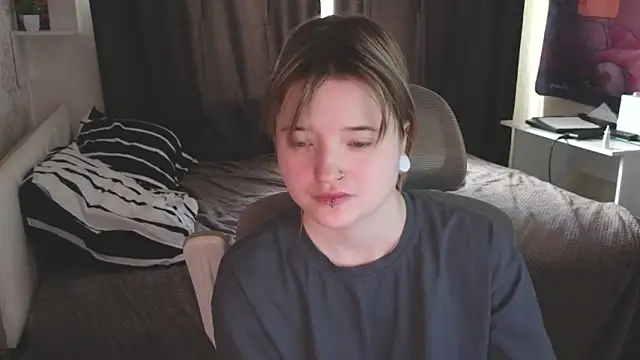 Meowki4k online show from 03/10/26, 08:30