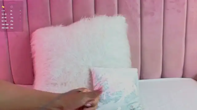 Snapshot of KimberlyCutee chatting on 07/16/26, 07:42 KimberlyCutee online show from 07/16/26, 07:42