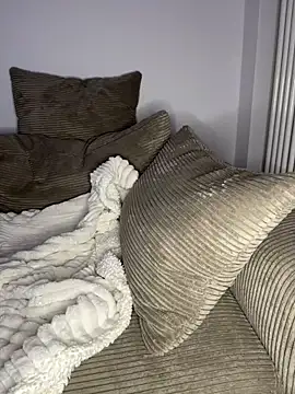 Snapshot of X_JamieLove_X chatting on 03/16/25, 09:37 X JamieLove X online show from 03/16/25, 09:37