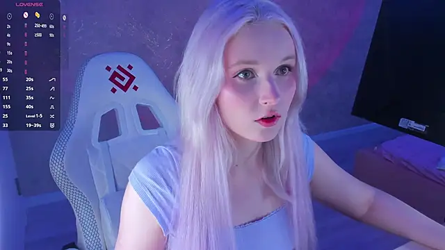 Snapshot of SweeteRose_Royce chatting on 01/05/25, 05:20 SweeteRose Royce online show from 01/05/25, 05:20