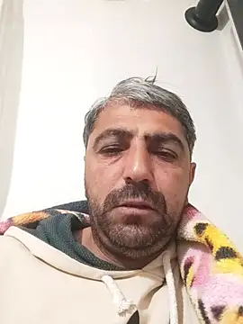 Snapshot of Muratcanik44 chatting on 02/06/26, 10:35 Muratcanik44 online show from 02/06/26, 10:35