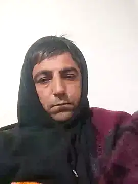 Snapshot of Muratcanik44 chatting on 02/25/26, 11:47 Muratcanik44 online show from 02/25/26, 11:47