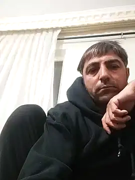 Snapshot of Muratcanik44 chatting on 02/28/26, 10:33 Muratcanik44 online show from 02/28/26, 10:33