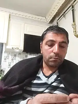 Snapshot of Muratcanik44 chatting on 03/01/26, 11:18 Muratcanik44 online show from 03/01/26, 11:18