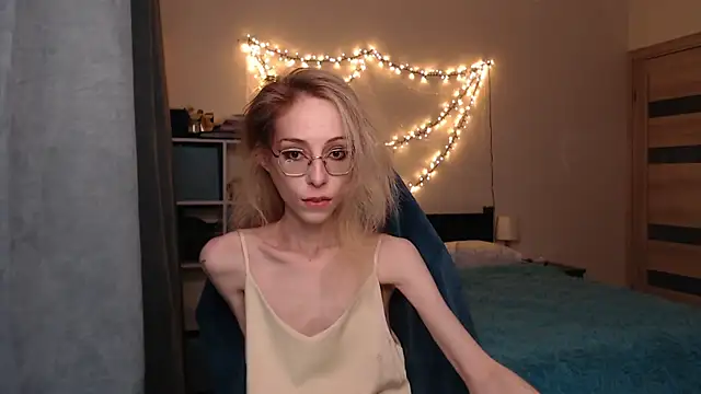 amber quell here online show from 01/16/25, 03:13