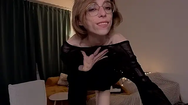 amber quell here online show from 02/12/26, 05:41