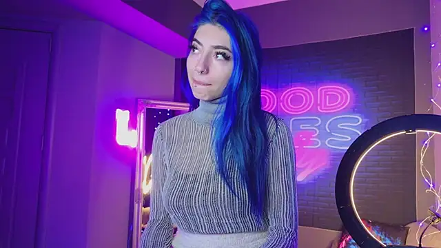 AriaVoss online show from 12/11/24, 08:18